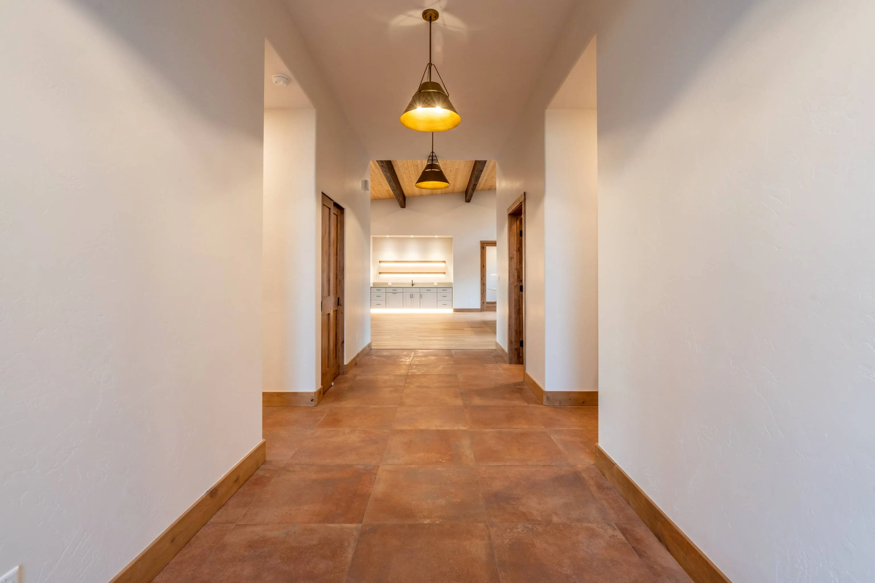 Monument Canyon | Total Floors